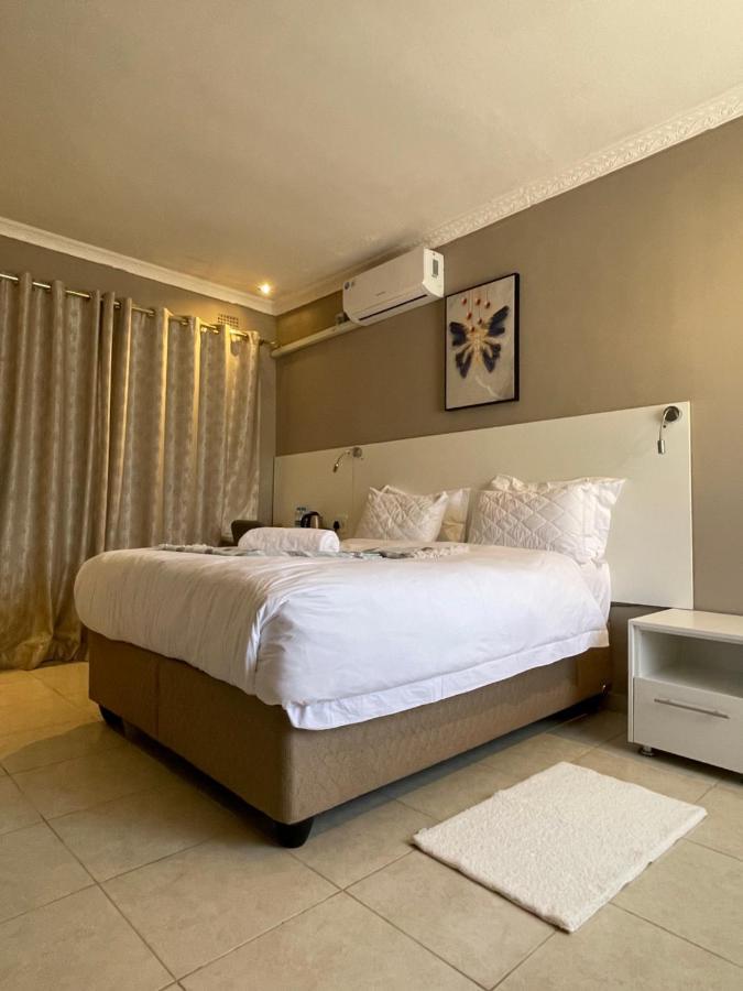 Legends Executive Lodge Choma Kültér fotó